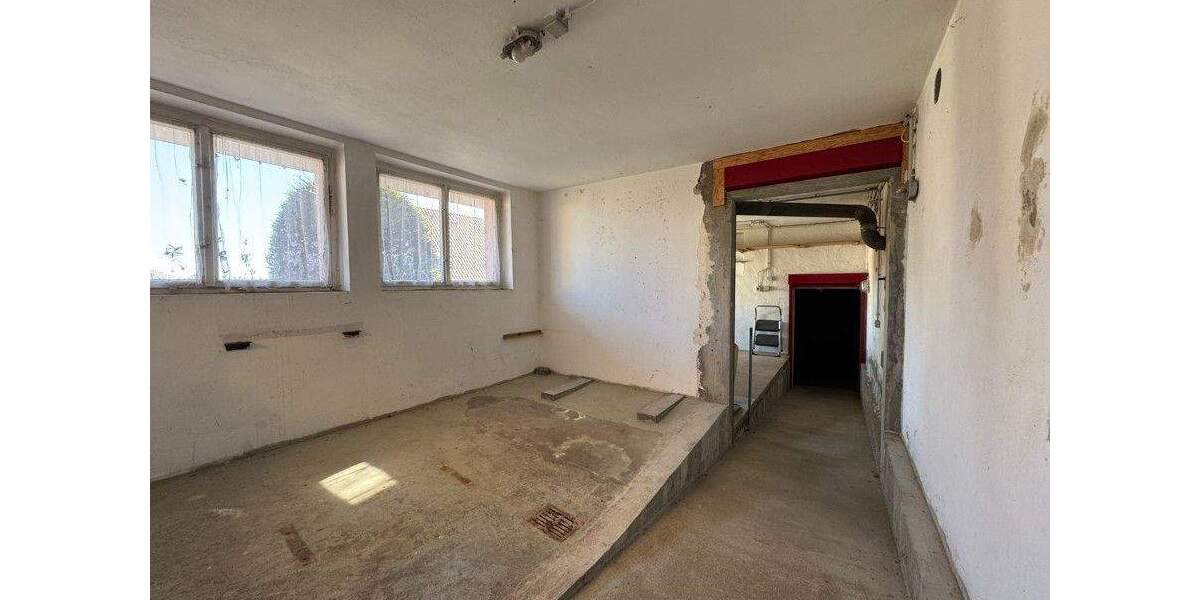 Mehrfamilienhaus, Wohnhaus Mühlacker Mühlhausen - 6 Zimmer, 148 m&sup2;, 278.500&euro; | Angebot:25695920