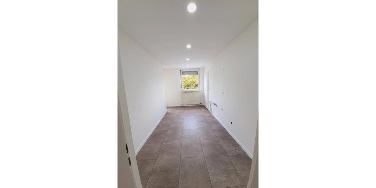 Etagenwohnung Neckarsulm - 4 Zimmer, 98 m&sup2;, 1.400&euro; | Angebot:25875369