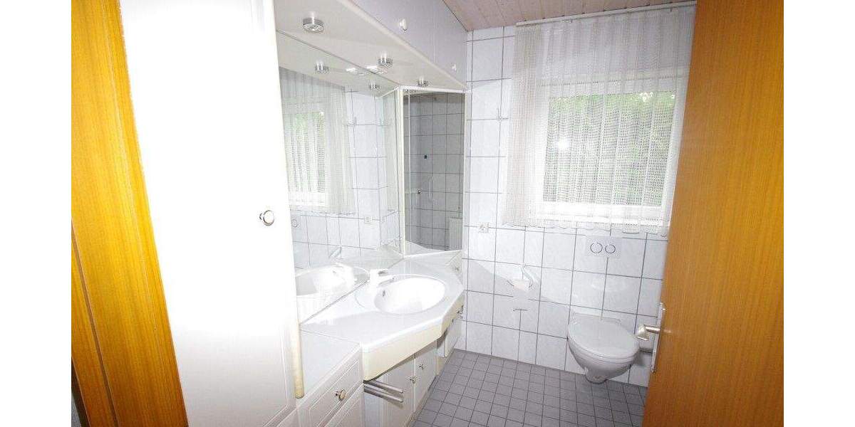 Einfamilienhaus Vaihingen an der Enz / Aurich Aurich - 6 Zimmer, 164 m&sup2;, 399.500&euro; | Angebot:25801422