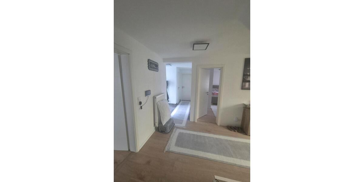 Einfamilienhaus Illingen - 9 Zimmer, 200 m&sup2;, 485.000&euro; | Angebot:25753863