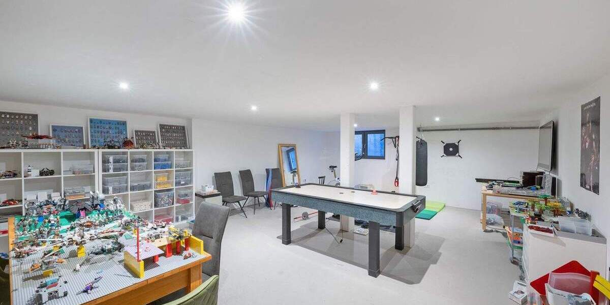 Einfamilienhaus Malsch - 8 Zimmer, 198 m&sup2;, 1.250.000&euro; | Angebot:25815989