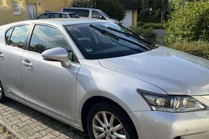Lexus CT 200h 162.000 km 10.499 &euro; Bruchsal 76646