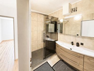 STILVOLL, RENOVIERT MIT HAUSPOOL - Etagenwohnung Bretten | Angebot:26766085