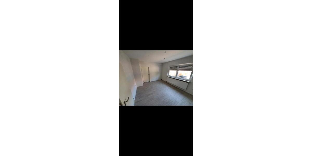 Etagenwohnung Bruchsal - 3 Zimmer, 55 m&sup2;, 900&euro; | Angebot:25532470