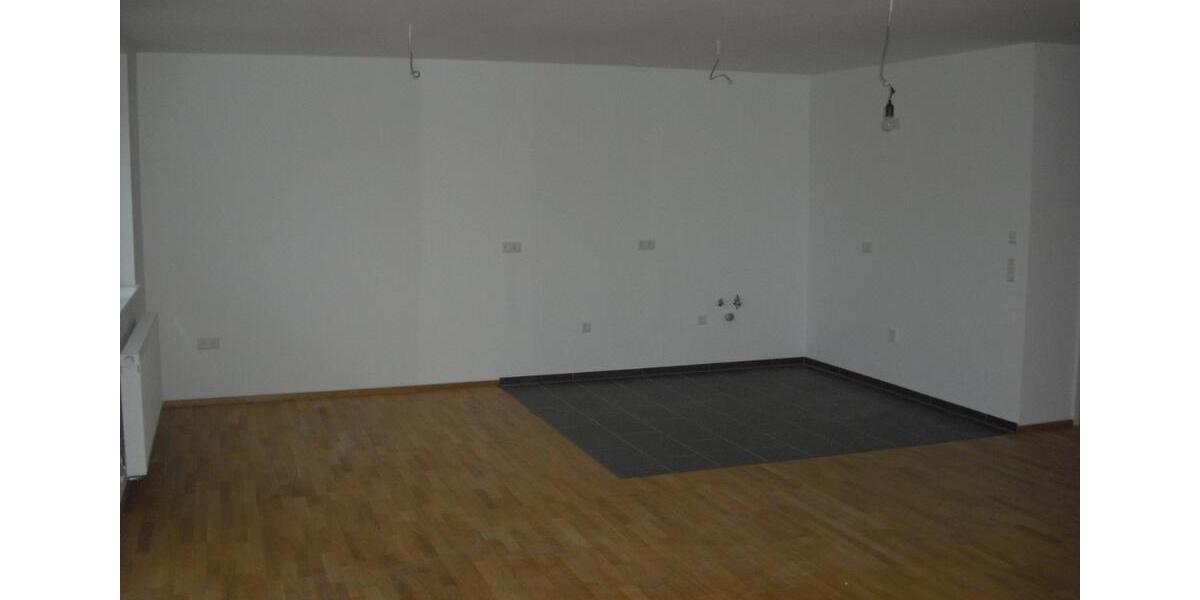 Etagenwohnung Forst - 3.5 Zimmer, 105 m&sup2;, 1.250&euro; | Angebot:26639156