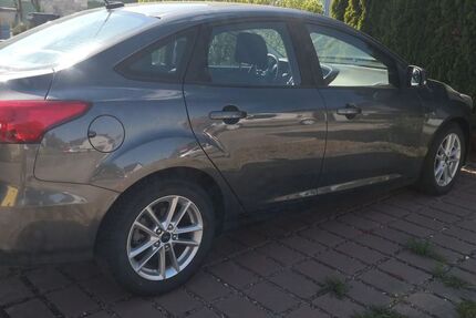 Ford Focus 34.500 km 11.800 &euro; Eppingen 75031