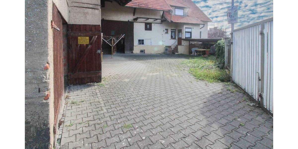 Einfamilienhaus Güglingen - 6 Zimmer, 149 m&sup2;, 299.000&euro; | Angebot:25749592