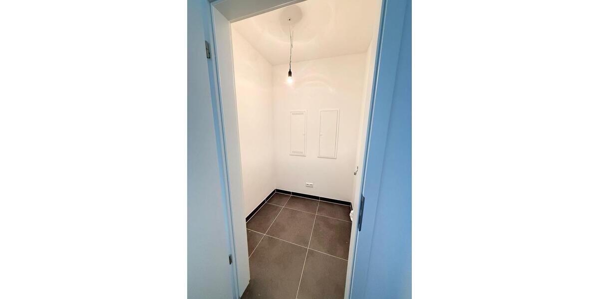 Erdgeschoßwohnung Heilbronn - 2 Zimmer, 64 m&sup2;, 1.100&euro; | Angebot:25867015