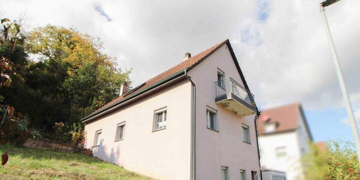 Einfamilienhaus Mühlacker Dürrmenz - 6 Zimmer, 175.000&euro; | Angebot:25851085