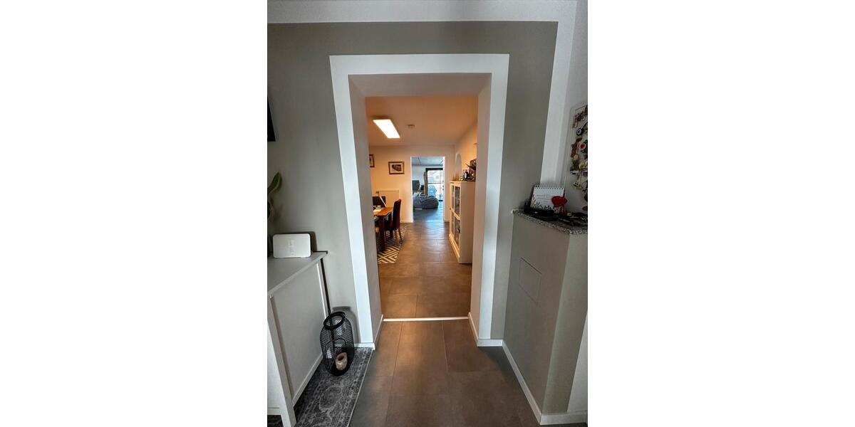 Etagenwohnung Wiesloch - 5.5 Zimmer, 128 m&sup2;, 1.900&euro; | Angebot:25626361