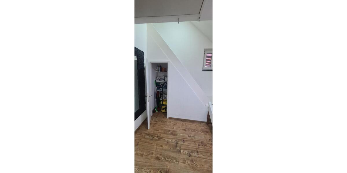 Erdgeschoßwohnung Heilbronn Böckingen - 8 Zimmer, 170 m&sup2;, 478.000&euro; | Angebot:26270885