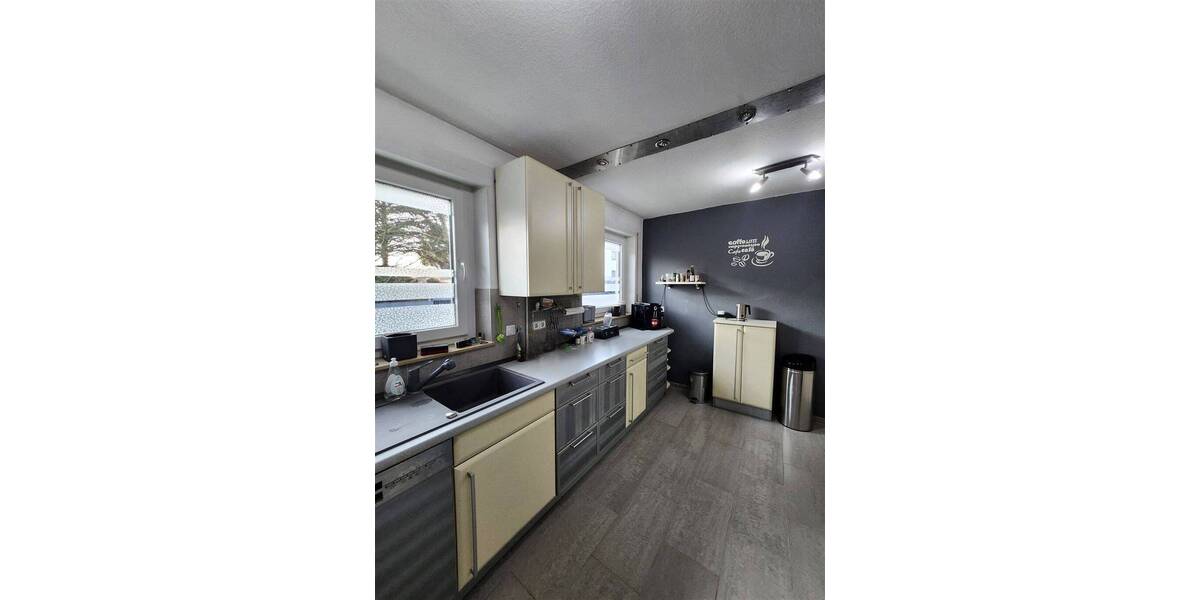 Einfamilienhaus Sinsheim Reihen - 8 Zimmer, 243 m&sup2;, 687.000&euro; | Angebot:25731533