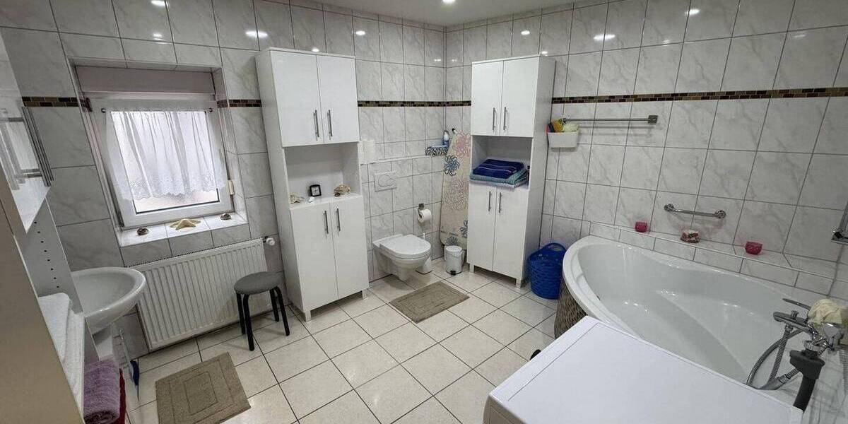 Etagenwohnung Angelbachtal - 4 Zimmer, 128 m&sup2;, 1.300&euro; | Angebot:26787235