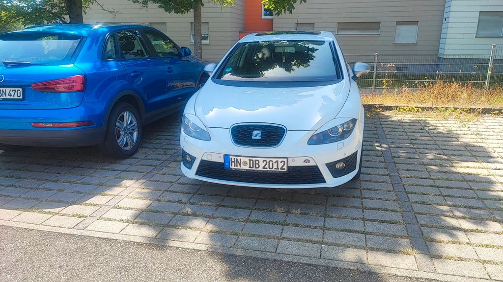 Seat Leon 181.300 km 5.400 &euro; Neckarsulm 74172