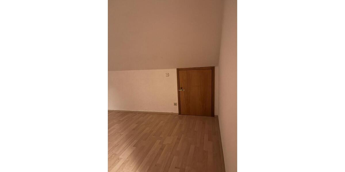 Dachgeschoßwohnung Zaberfeld - 2 Zimmer, 68 m&sup2;, 870&euro; | Angebot:26029815