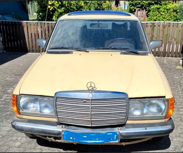 Mercedes-Benz 200 330.000 km 1.995 &euro; Karlsdorf-Neuthard 76689