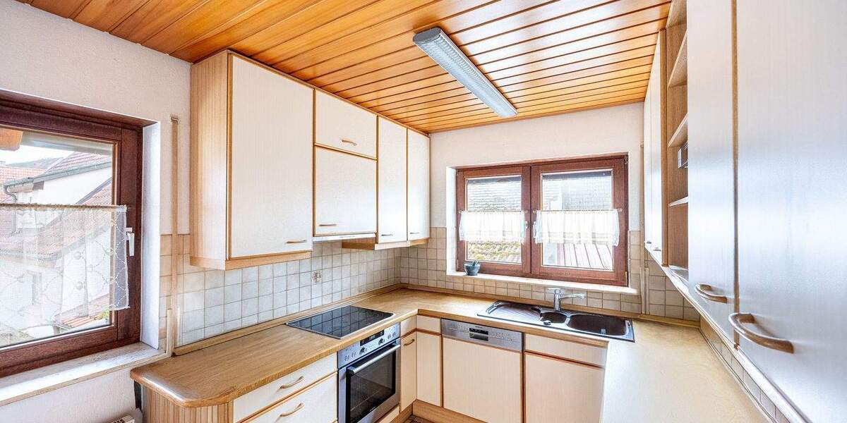 Einfamilienhaus Sachsenheim Kleinsachsenheim - 8 Zimmer, 167 m&sup2;, 545.000&euro; | Angebot:25697963