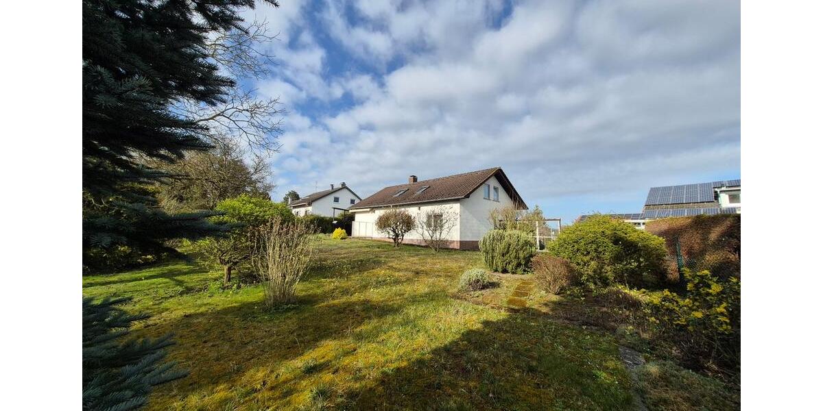 Einfamilienhaus Walzbachtal - 9 Zimmer, 285 m&sup2;, 600.000&euro; | Angebot:26039472