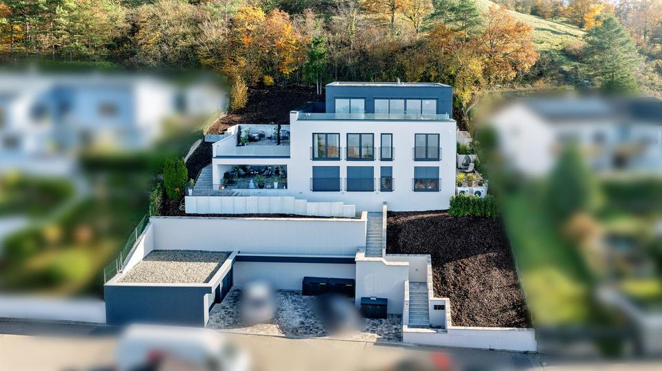 Etagenwohnung Mosbach - 3 Zimmer, 150 m&sup2;, 1.700&euro; | Angebot:25069487