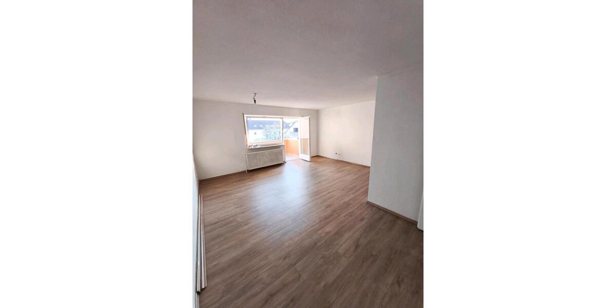 Etagenwohnung Sachsenheim - 1 Zimmer, 39 m&sup2;, 870&euro; | Angebot:25768024