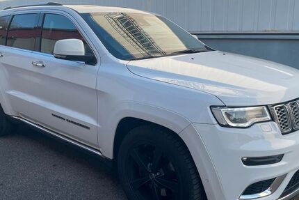 Jeep Grand Cherokee 190.604 km 17.980 &euro; Knittlingen 75438