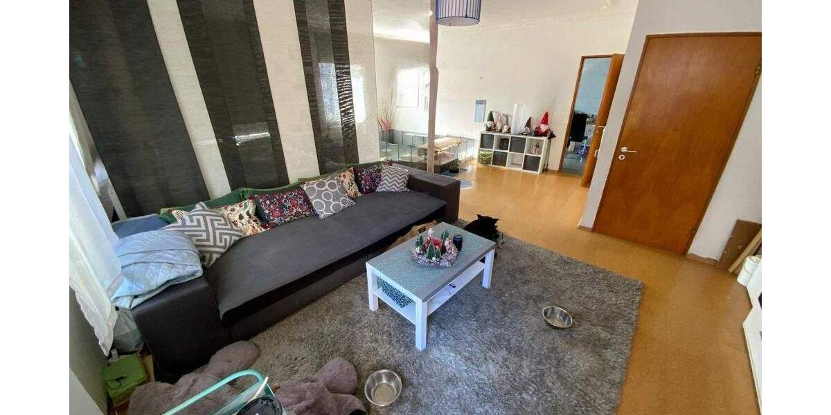 Etagenwohnung Wiesloch - 8 Zimmer, 245 m&sup2;, 499.000&euro; | Angebot:25821561