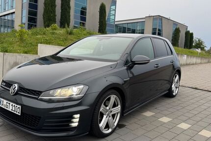 VW Golf 260.000 km 9.500 &euro; Kronau 76709