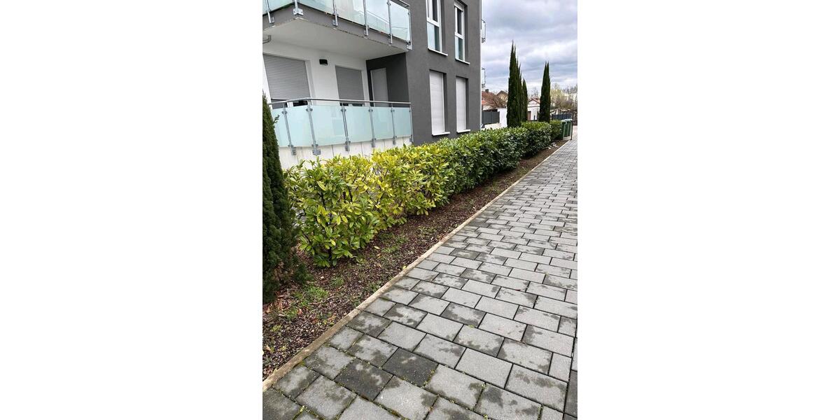 Mehrfamilienhaus, Wohnhaus Karlsdorf-Neuthard Neuthard - 15.5 Zimmer, 651 m&sup2;, 12.345&euro; | Angebot:25937019