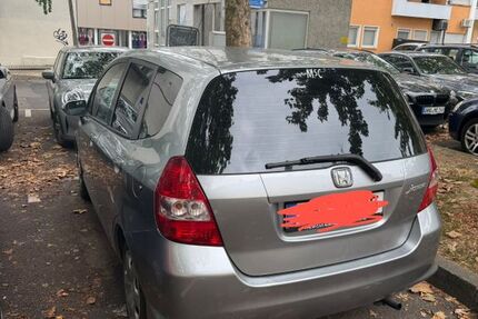 Honda Jazz 220.000 km 2.400 &euro; Heilbronn 74072