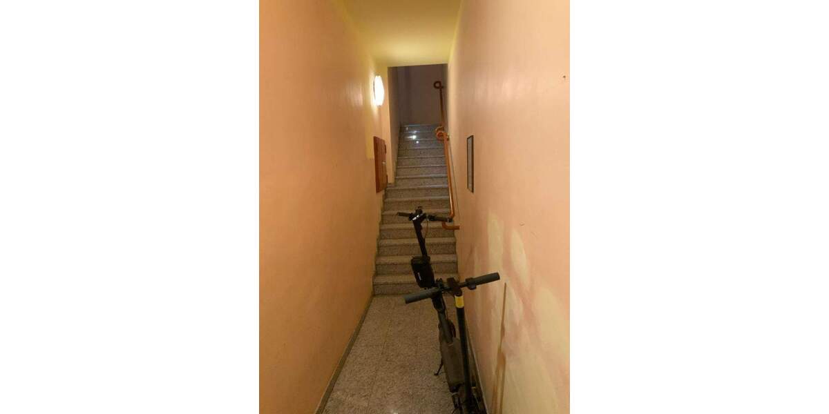 Etagenwohnung Wiesloch - 8 Zimmer, 245 m&sup2;, 499.000&euro; | Angebot:25821561