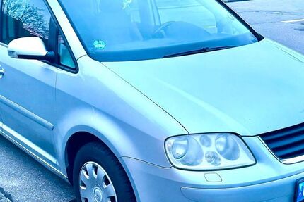 VW Touran 335.000 km 1.999 &euro; Eppingen 75031
