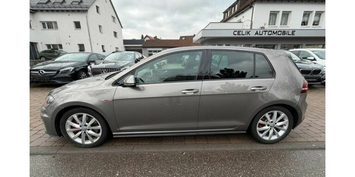 VW Golf VII Lim. GTI BMT Kamera ABT 300 PS 198.000 km 12.990 &euro; Neckarsulm 74172
