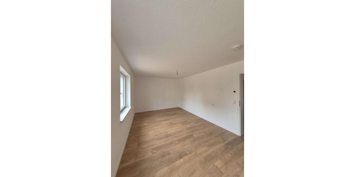 Erdgeschoßwohnung Vaihingen an der Enz - 3 Zimmer, 81 m&sup2;, 1.080&euro; | Angebot:22663618