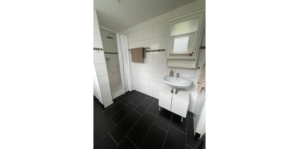 Erdgeschoßwohnung Obrigheim - 1 Zimmer, 33 m&sup2;, 420&euro; | Angebot:25976173