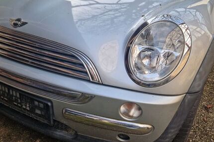 Mini ONE 265.000 km 850 &euro; Hüffenhardt 74928