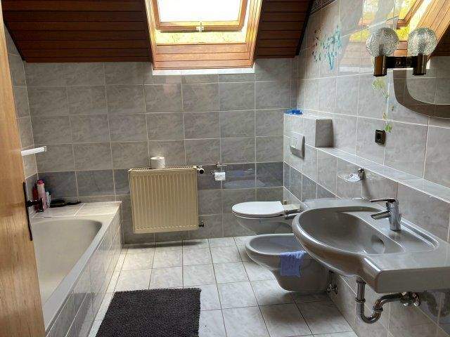 Etagenwohnung Mühlhausen - 3 Zimmer, 130 m&sup2;, 1.066&euro; | Angebot:25661069