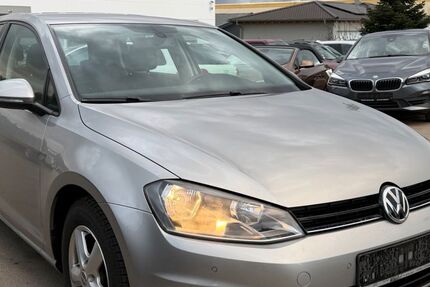 VW Golf 99.000 km 8.499 &euro; Gundelsheim 74831