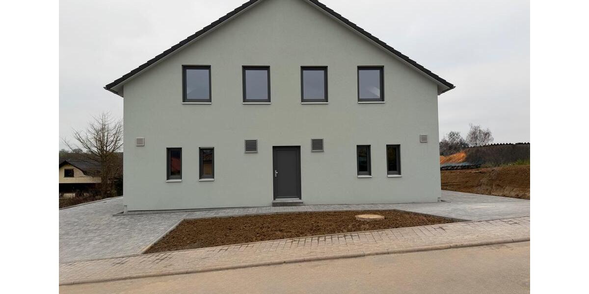 Doppelhaushälfte Dielheim - 4 Zimmer, 130 m&sup2;, 2.100&euro; | Angebot:25831362