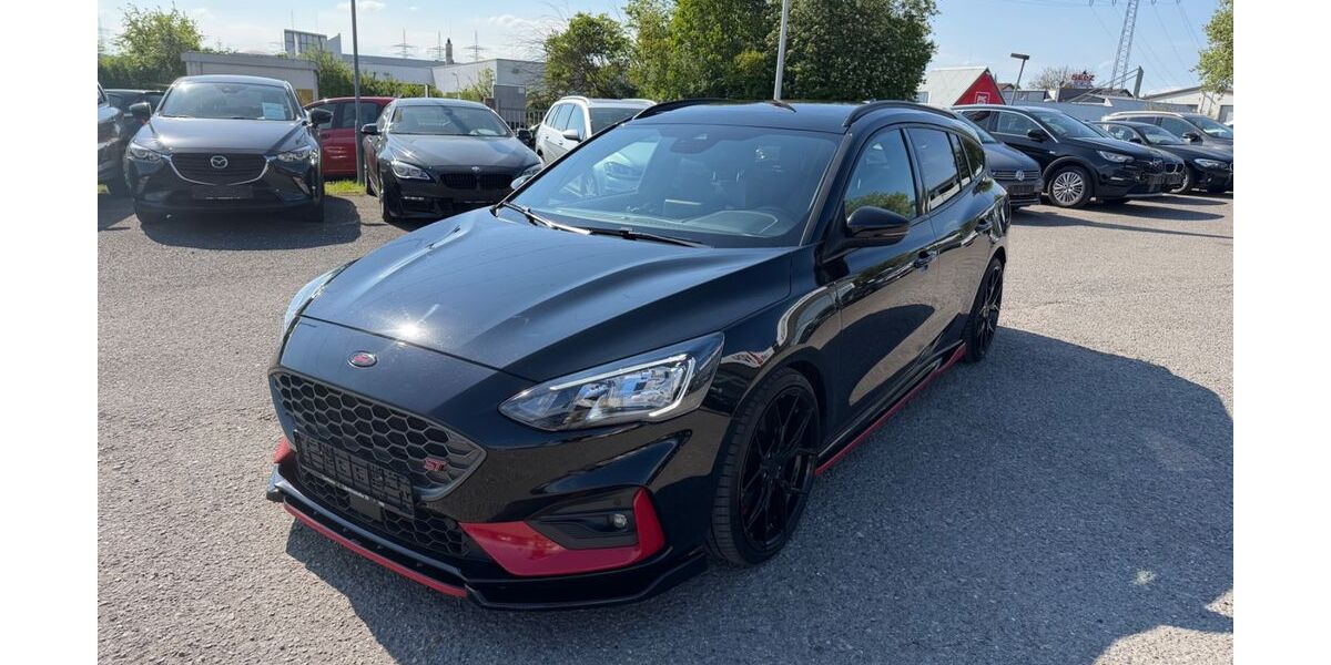 Ford Focus 130.000 km 18.900 &euro; Heilbronn 74080