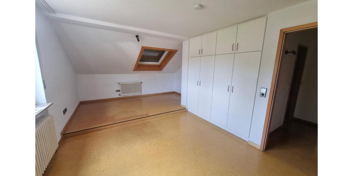 Einfamilienhaus Maulbronn - 5 Zimmer, 220 m&sup2;, 479.000&euro; | Angebot:25855546