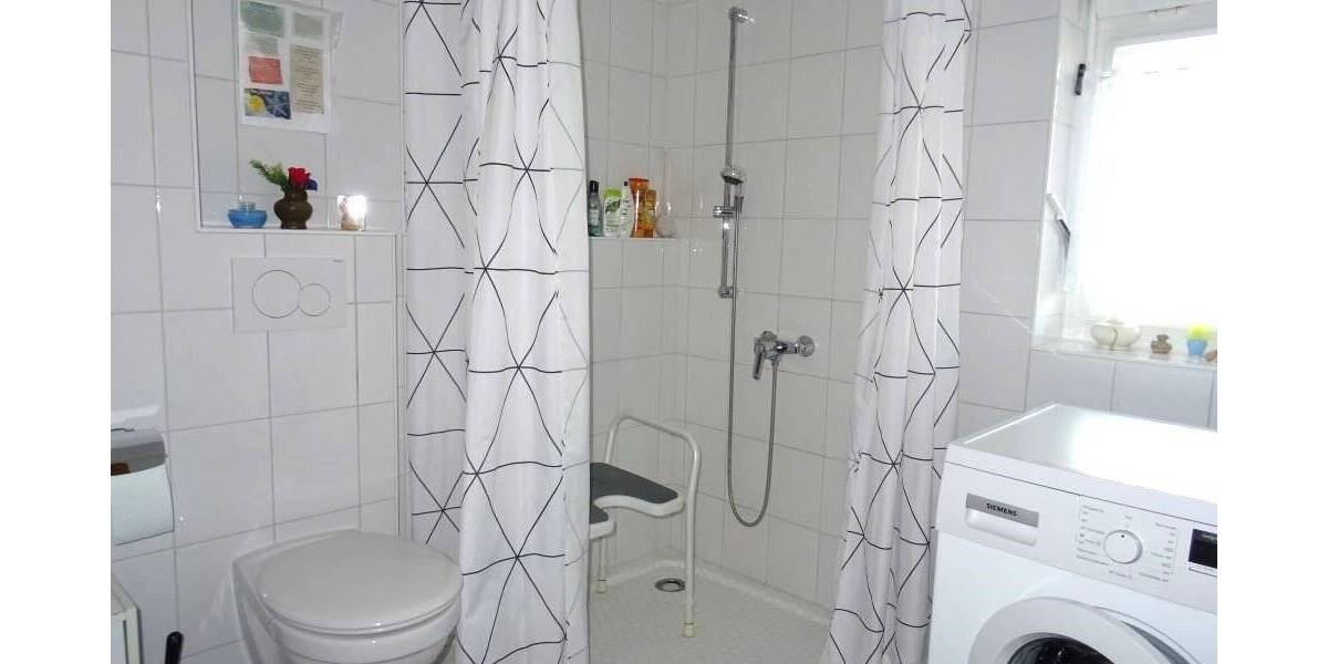 Etagenwohnung Sersheim - 2 Zimmer, 49 m&sup2;, 179.000&euro; | Angebot:25749234