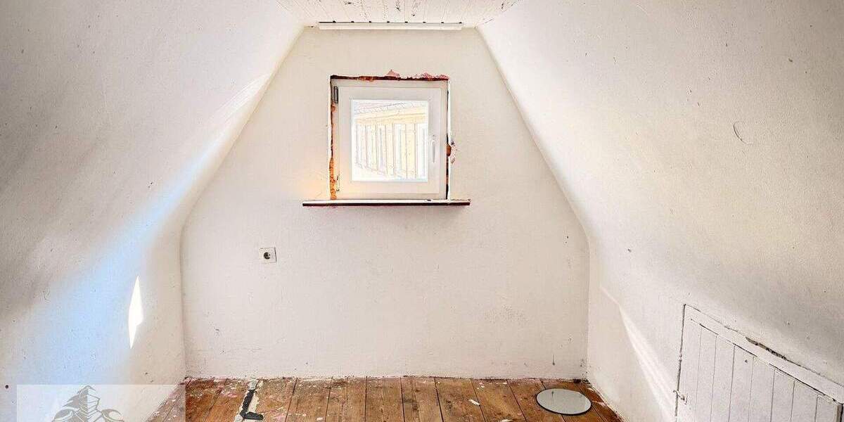 Einfamilienhaus Vaihingen an der Enz / Enzweihingen Enzweihingen - 5 Zimmer, 90 m&sup2;, 99.000&euro; | Angebot:25836706