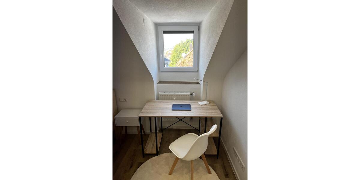 Dachgeschoßwohnung Heilbronn Kernstadt - 1 Zimmer, 12 m&sup2;, 468&euro; | Angebot:25238911