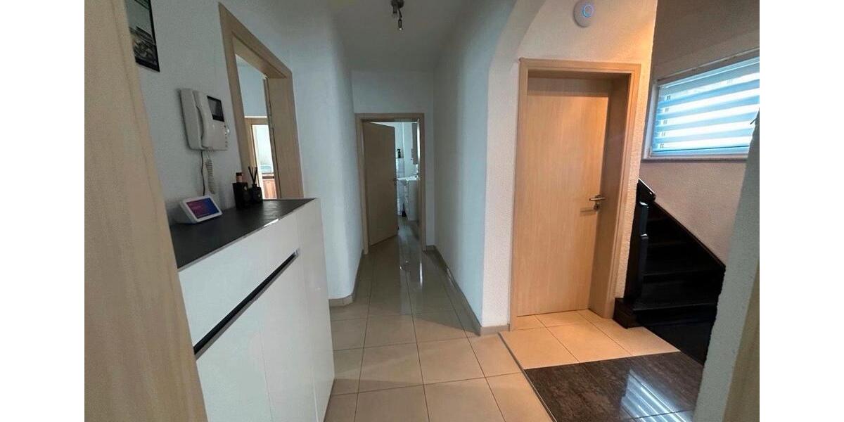 Einfamilienhaus Heilbronn Böckingen - 8 Zimmer, 168 m&sup2;, 520.000&euro; | Angebot:25855541