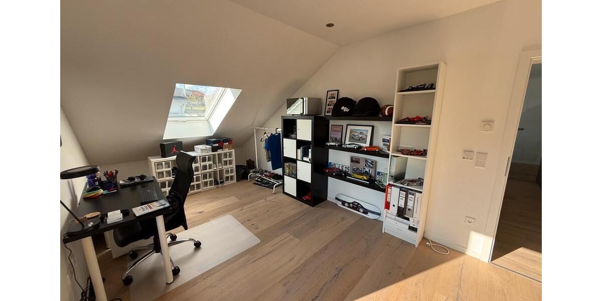 Dachgeschoßwohnung Sinsheim - 3 Zimmer, 87 m&sup2;, 419.000&euro; | Angebot:25756259