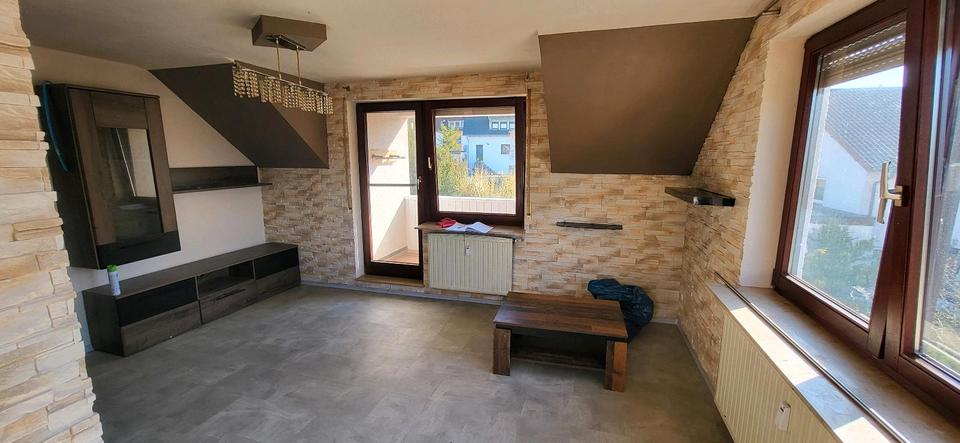 Dachgeschoßwohnung Heilbronn Horkheim - 2 Zimmer, 45 m&sup2;, 650&euro; | Angebot:25960826