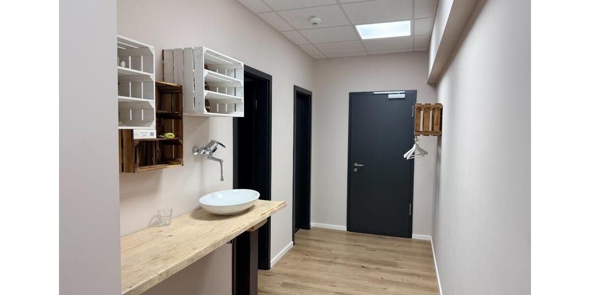 Gewerbeobjekt Massenbachhausen - 1.000&euro; | Angebot:23553679