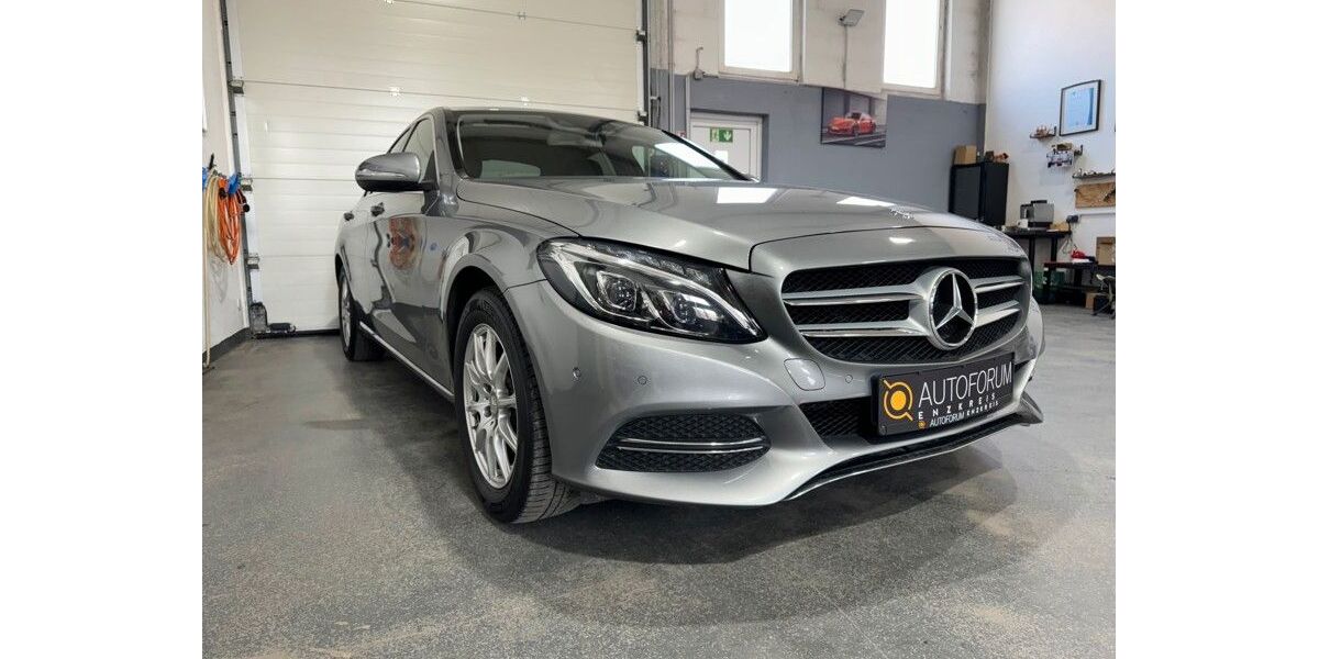 Mercedes-Benz C 200 125.000 km 17.490 &euro; Knittlingen 75438