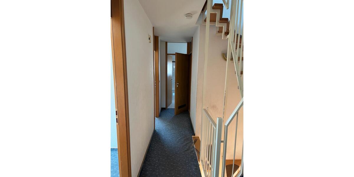 Reihenhaus Heilbronn Kernstadt - 5 Zimmer, 157 m&sup2;, 1.960&euro; | Angebot:25888033