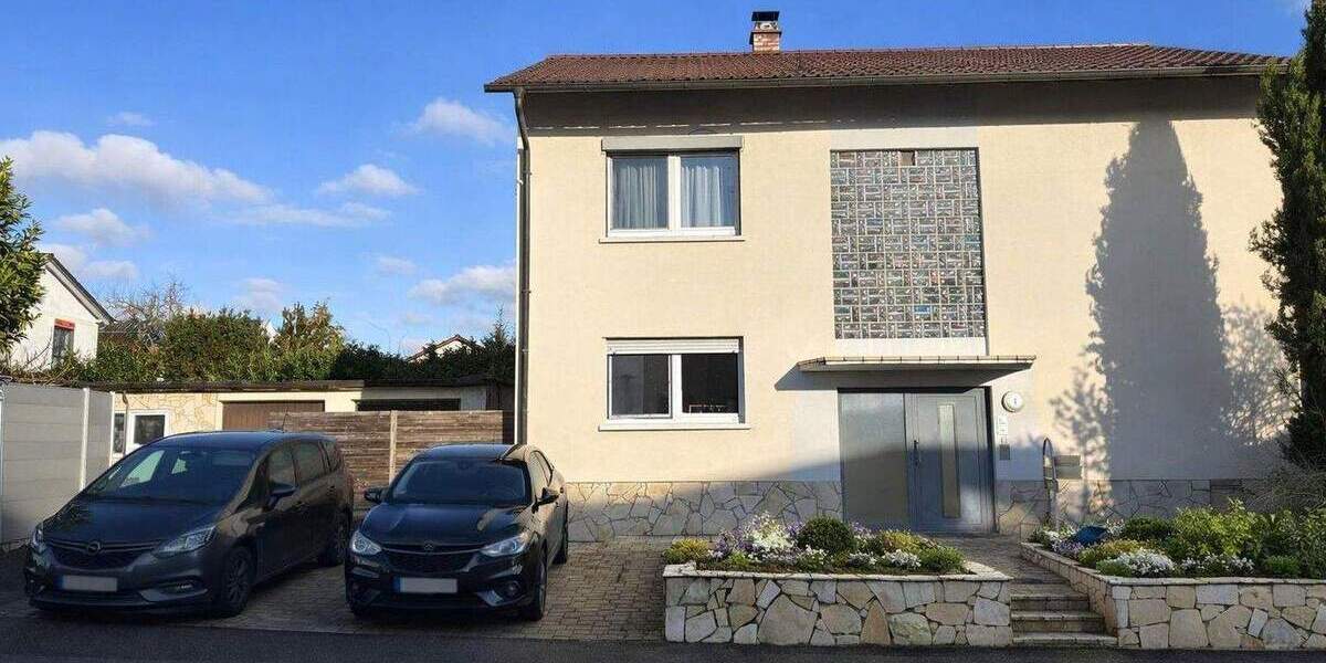 Etagenwohnung Östringen - 4 Zimmer, 87 m&sup2;, 319.000&euro; | Angebot:25775570